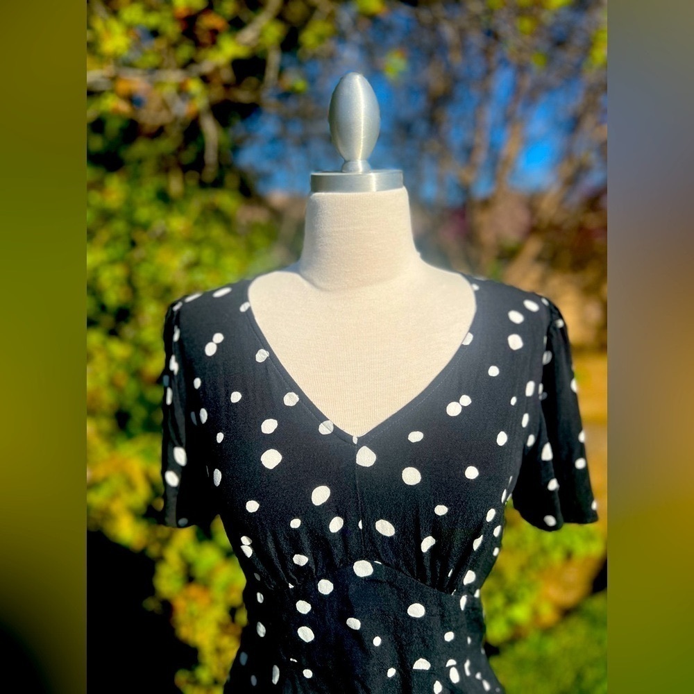 LOFT Black & White Polka Dot Peplum Blouse - Picture 6 of 8
